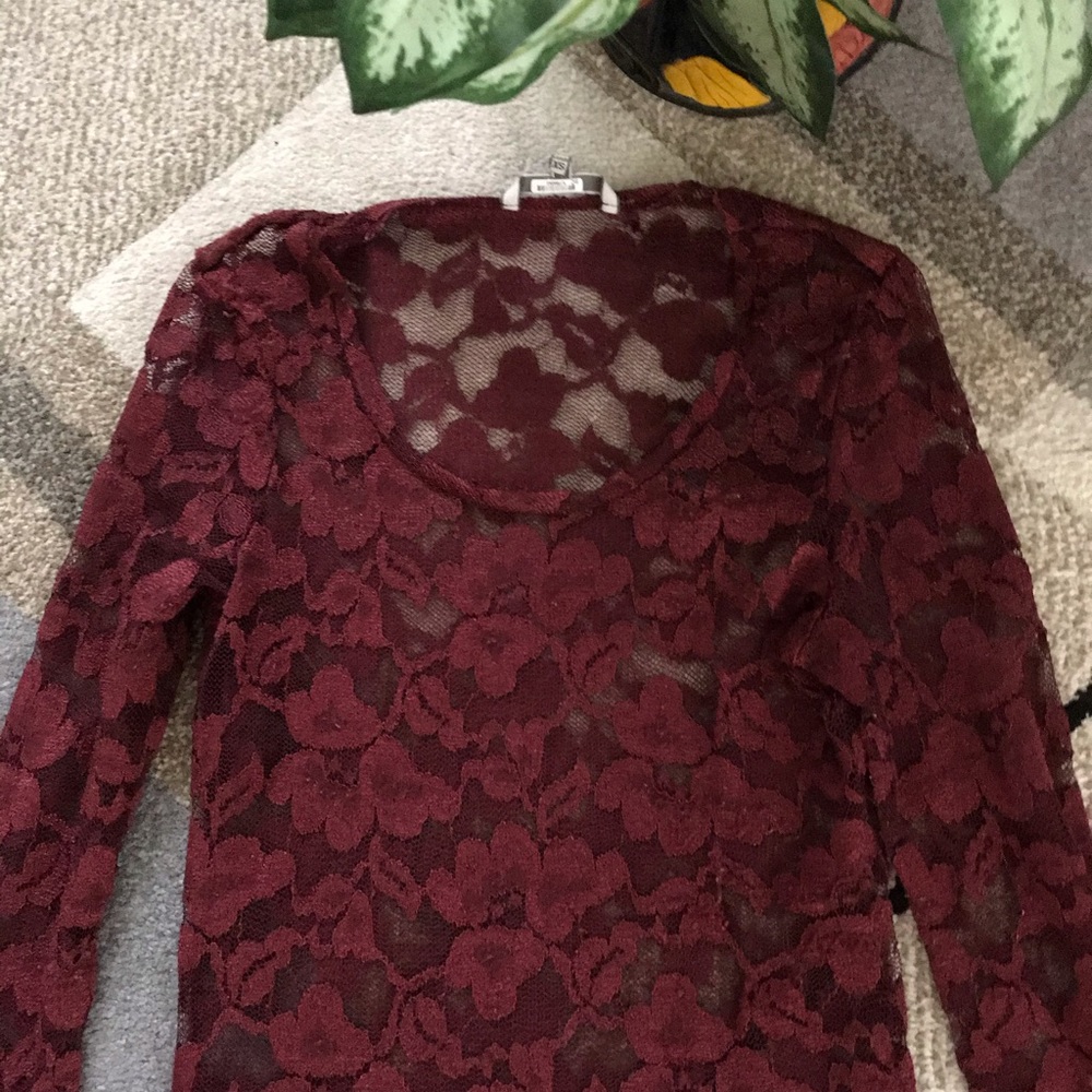 BKE Lace Wine-colored/Burgundy Long-sleeved Shirt